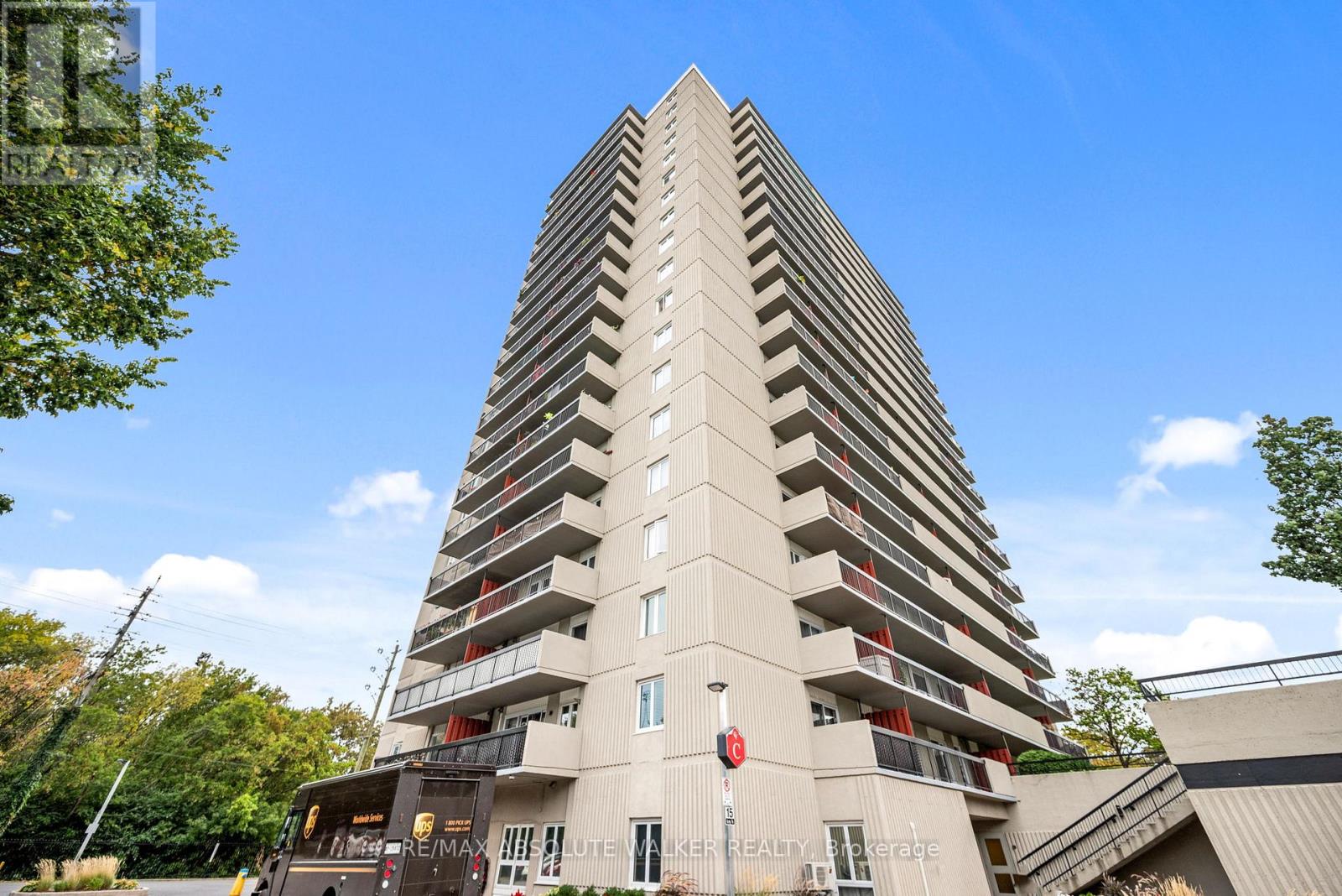 1604 - 158C MCARTHUR AVENUE, Ottawa, Ontario