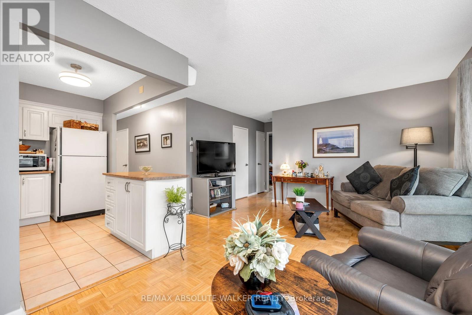 1604 - 158c Mcarthur Avenue, Ottawa, Ontario  K1L 8E7 - Photo 7 - X13233158