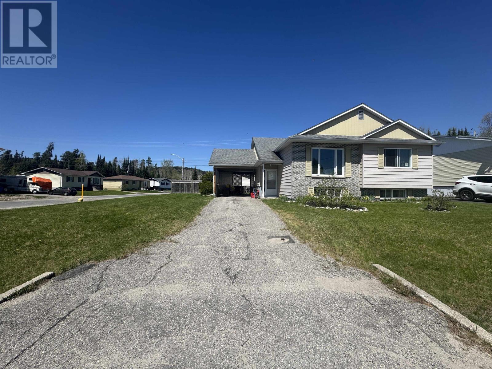 1 Wendego Street, Manitouwadge, Ontario  P0T 2C0 - Photo 39 - TB2601335