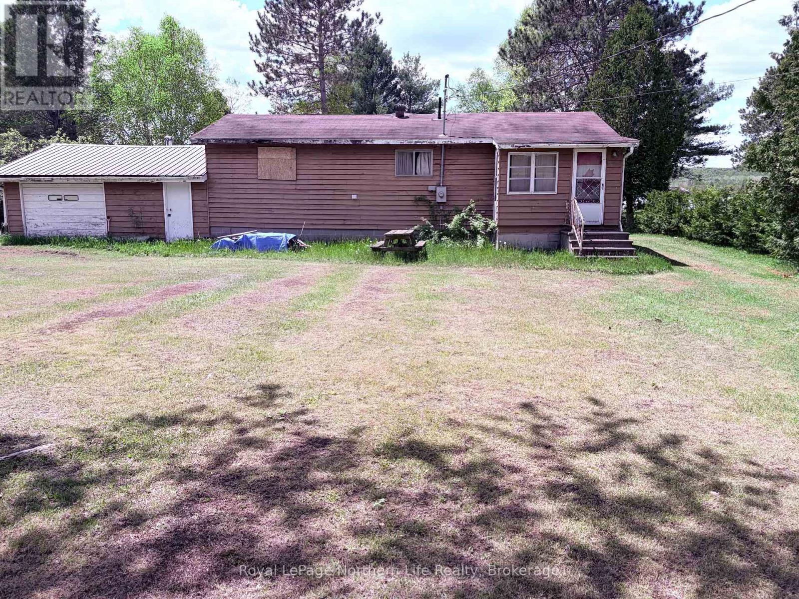 83 Earls Lake Road, Papineau-Cameron, Ontario  P0H 1V0 - Photo 1 - X13232916