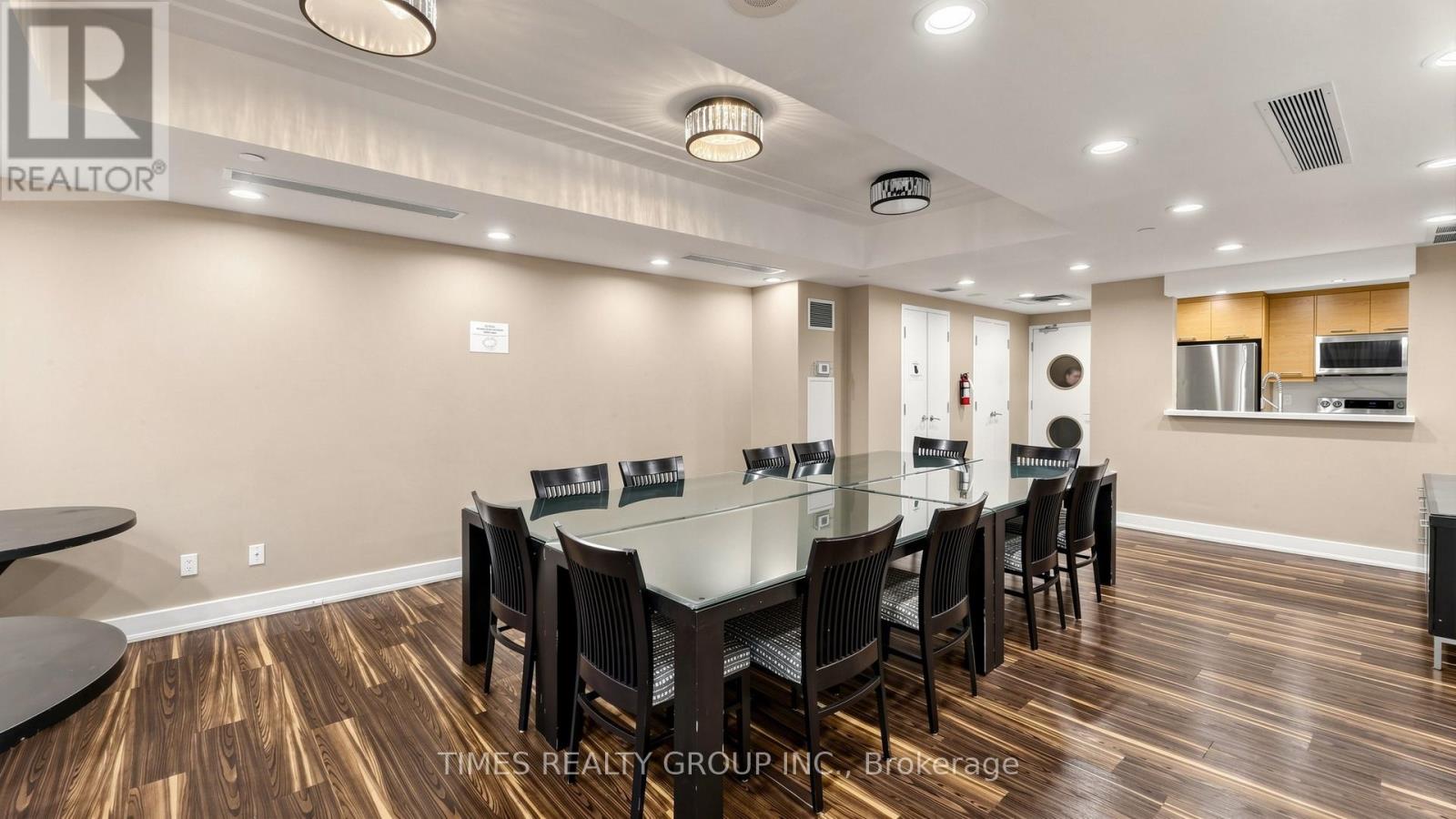 1407 - 185 Legion Road N, Toronto, Ontario  M8Y 0A1 - Photo 42 - W13232552