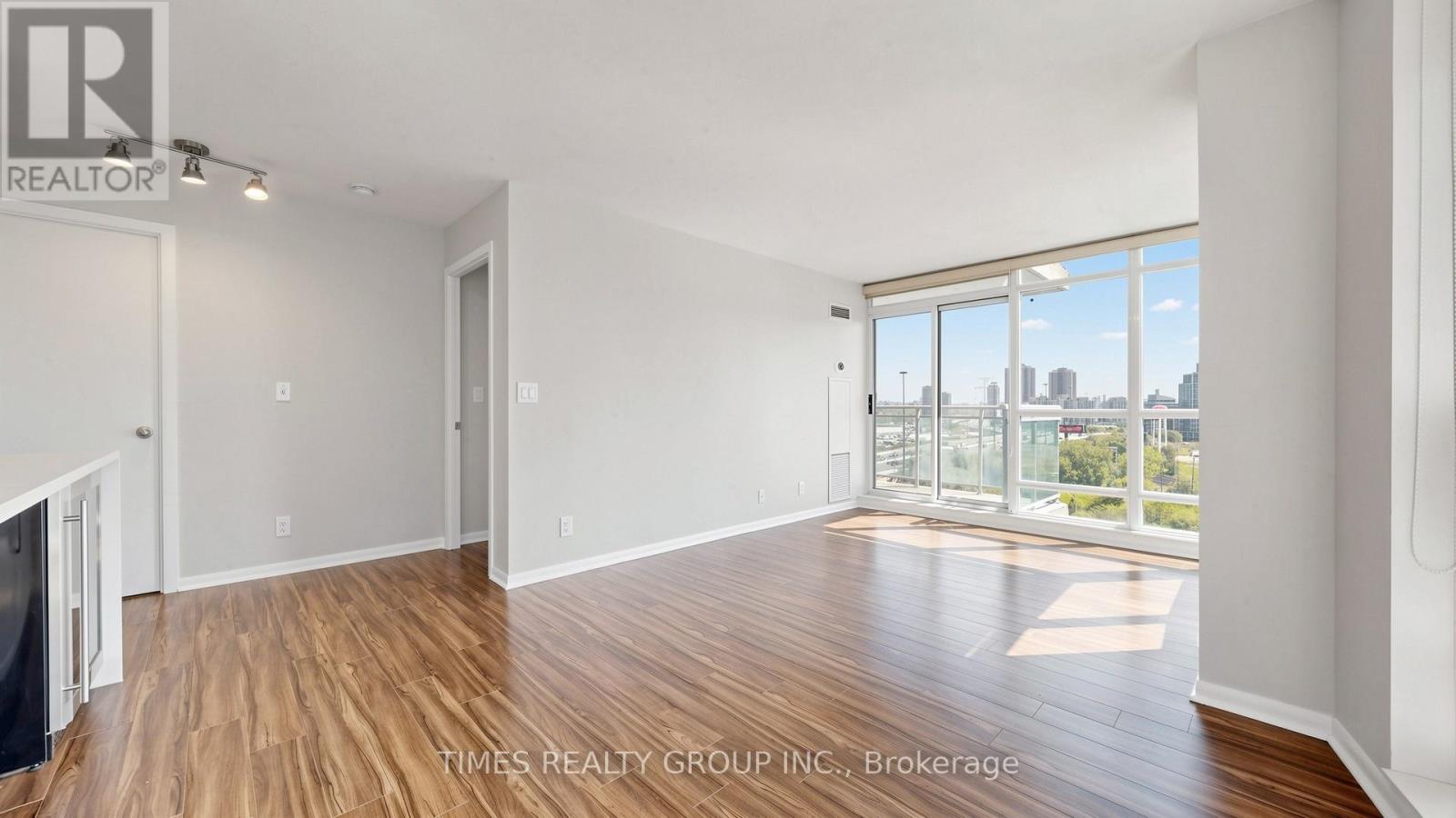 1407 - 185 Legion Road N, Toronto, Ontario  M8Y 0A1 - Photo 7 - W13232552