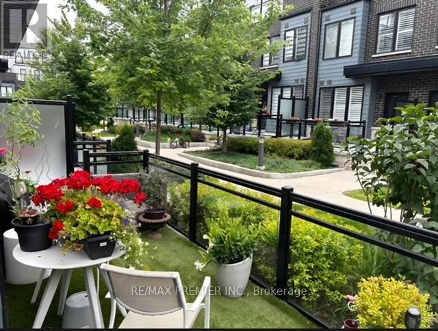 1 - 2255 Mcnab Lane, Mississauga, Ontario  L5J 0B3 - Photo 4 - W13232576