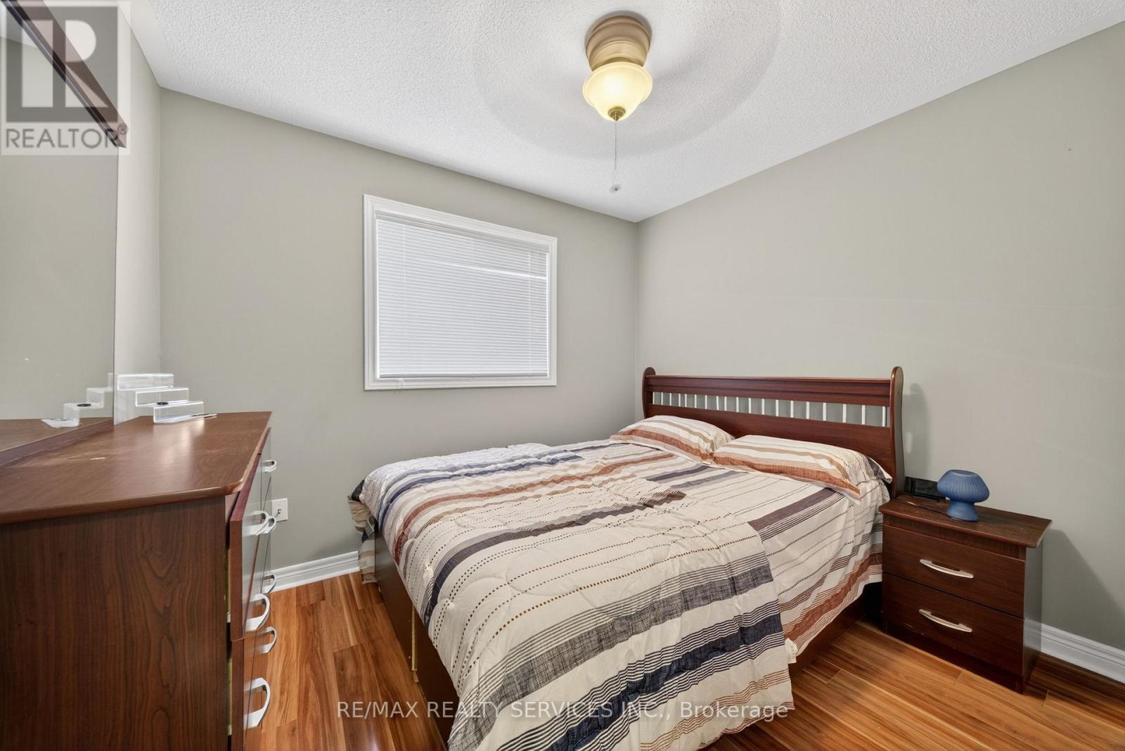 98 Saffron Crescent, Brampton, Ontario  L6S 6H8 - Photo 28 - W13232582