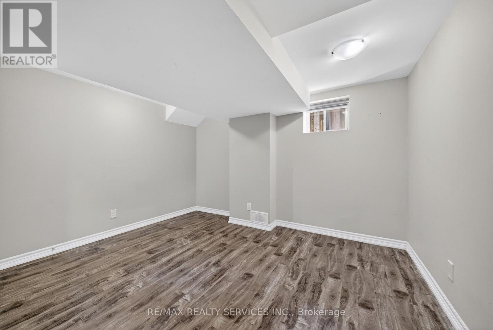 98 Saffron Crescent, Brampton, Ontario  L6S 6H8 - Photo 38 - W13232582
