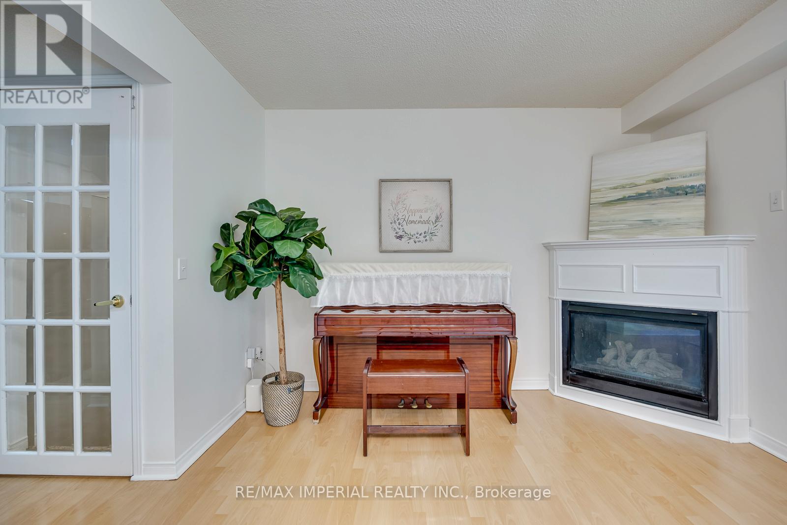 26 - 833 Scollard Court, Mississauga, Ontario  L5V 2B4 - Photo 11 - W13232594