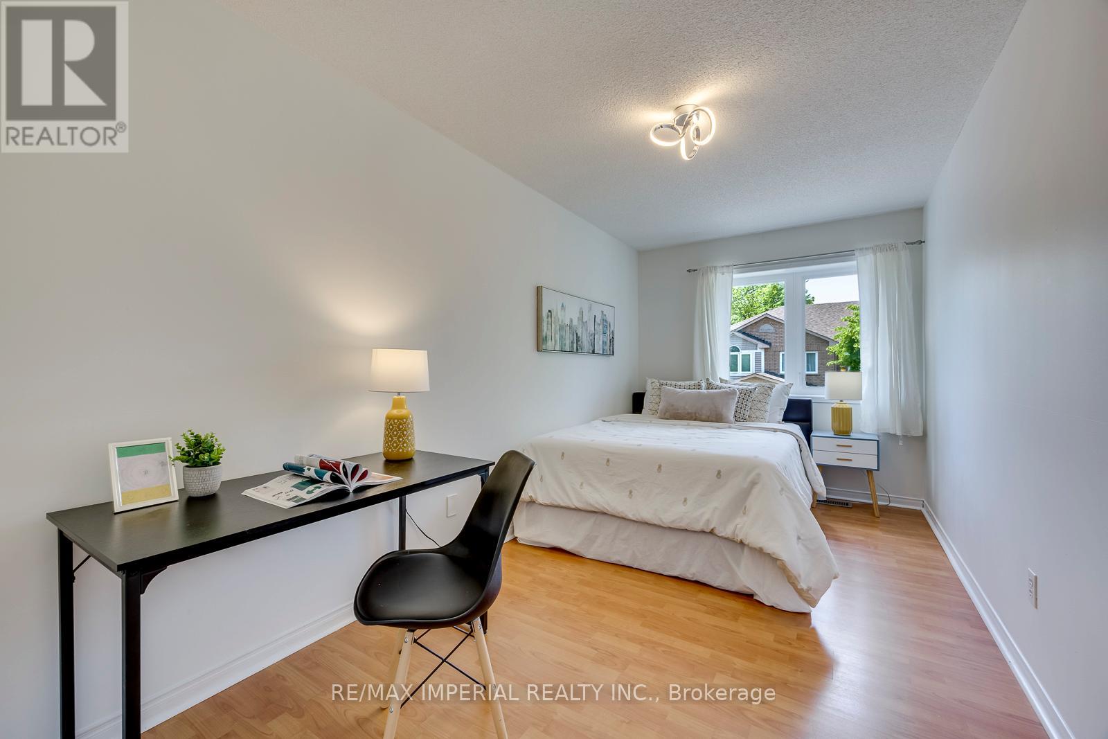 26 - 833 Scollard Court, Mississauga, Ontario  L5V 2B4 - Photo 33 - W13232594