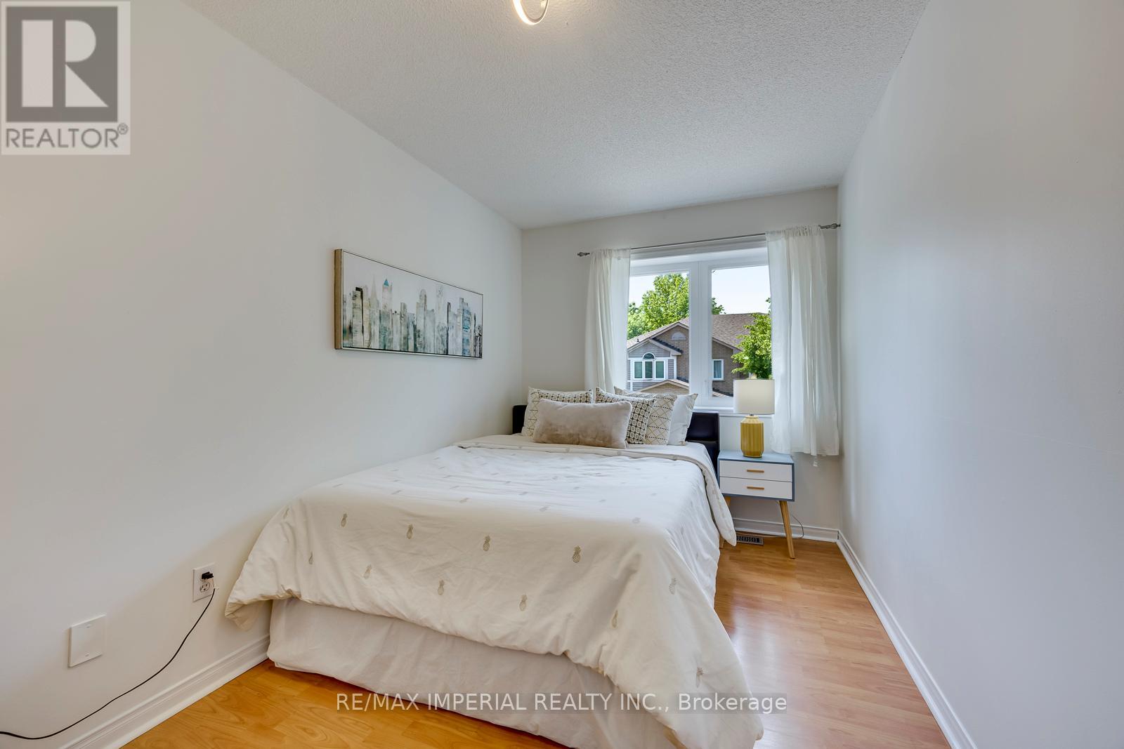 26 - 833 Scollard Court, Mississauga, Ontario  L5V 2B4 - Photo 34 - W13232594