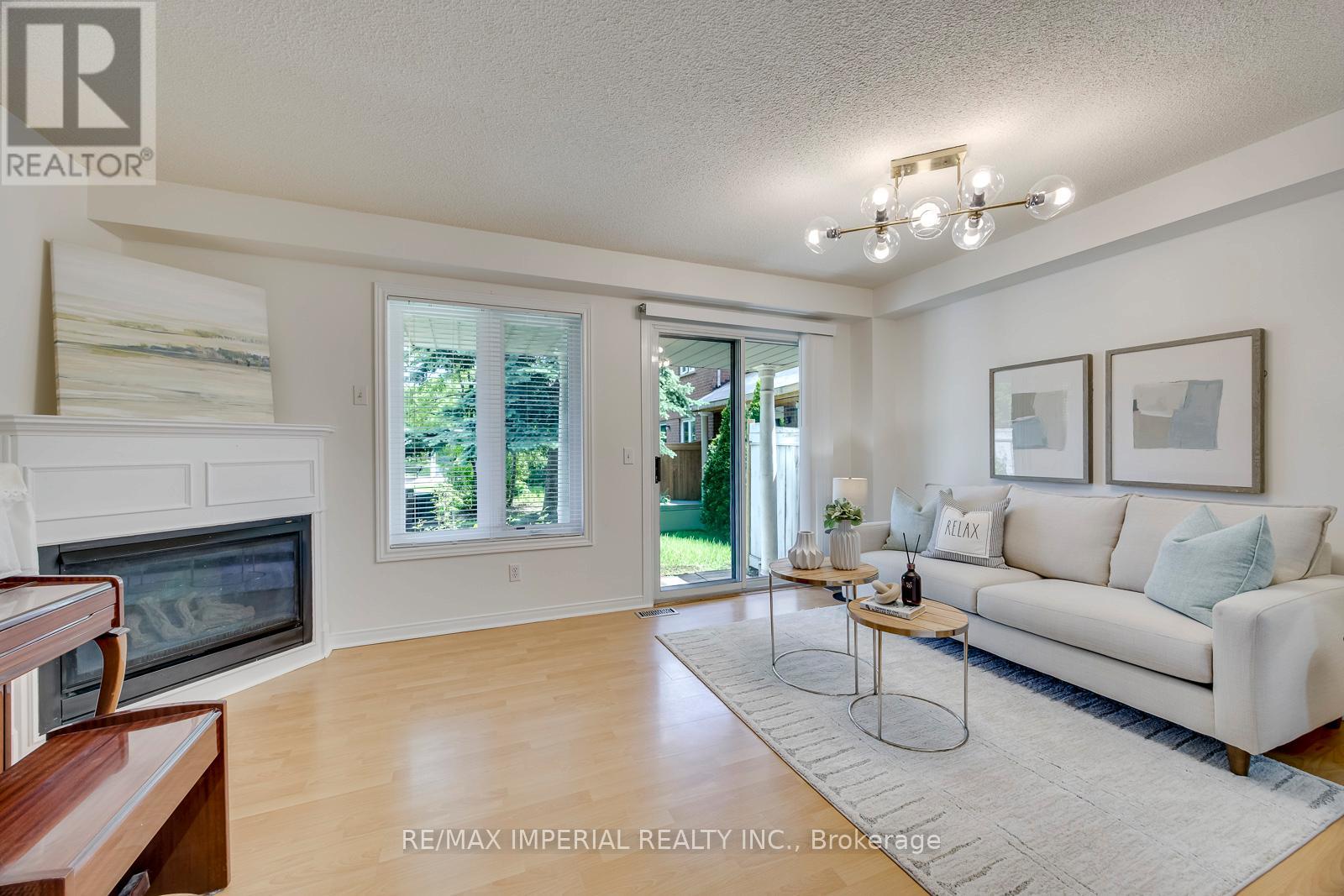 26 - 833 Scollard Court, Mississauga, Ontario  L5V 2B4 - Photo 8 - W13232594