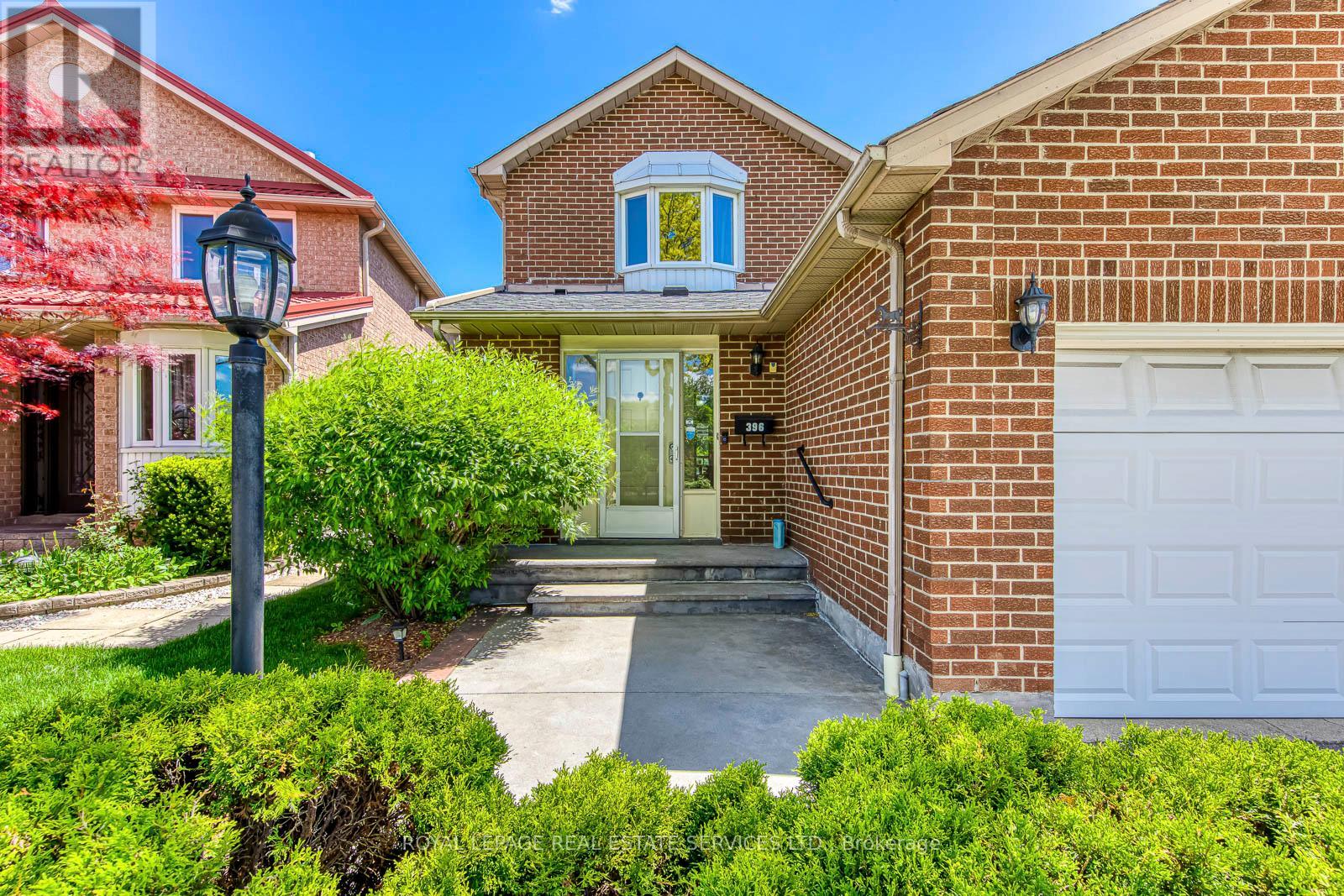 396 Laurentian Avenue, Mississauga, Ontario  L4Z 2J3 - Photo 2 - W13232638