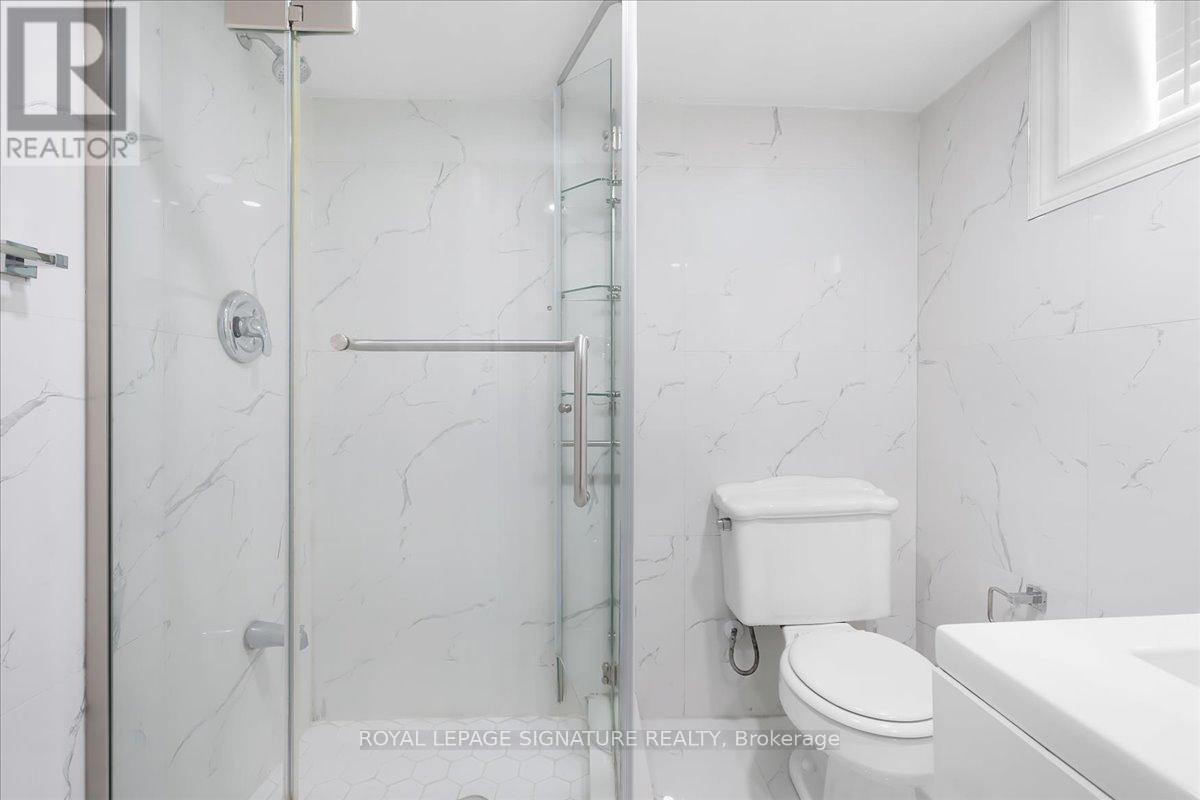 90a Bicknell Avenue, Toronto, Ontario  M6M 4G7 - Photo 26 - W13232664