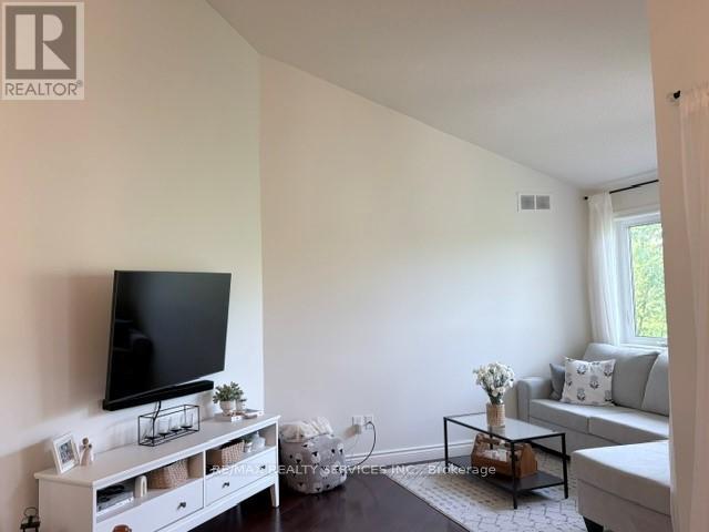 163 - 85 Bristol Road E, Mississauga, Ontario  L4Z 3P3 - Photo 3 - W13232668