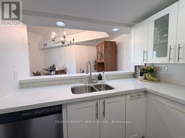 163 - 85 Bristol Road E, Mississauga, Ontario  L4Z 3P3 - Photo 8 - W13232668