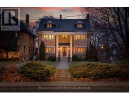 60 INDIAN GROVE, Toronto, Ontario