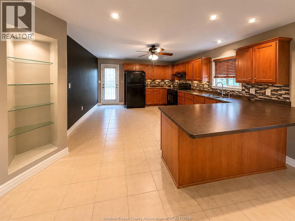 4665 Fontana Avenue, Windsor, Ontario  N9G 3E1 - Photo 5 - 26012923