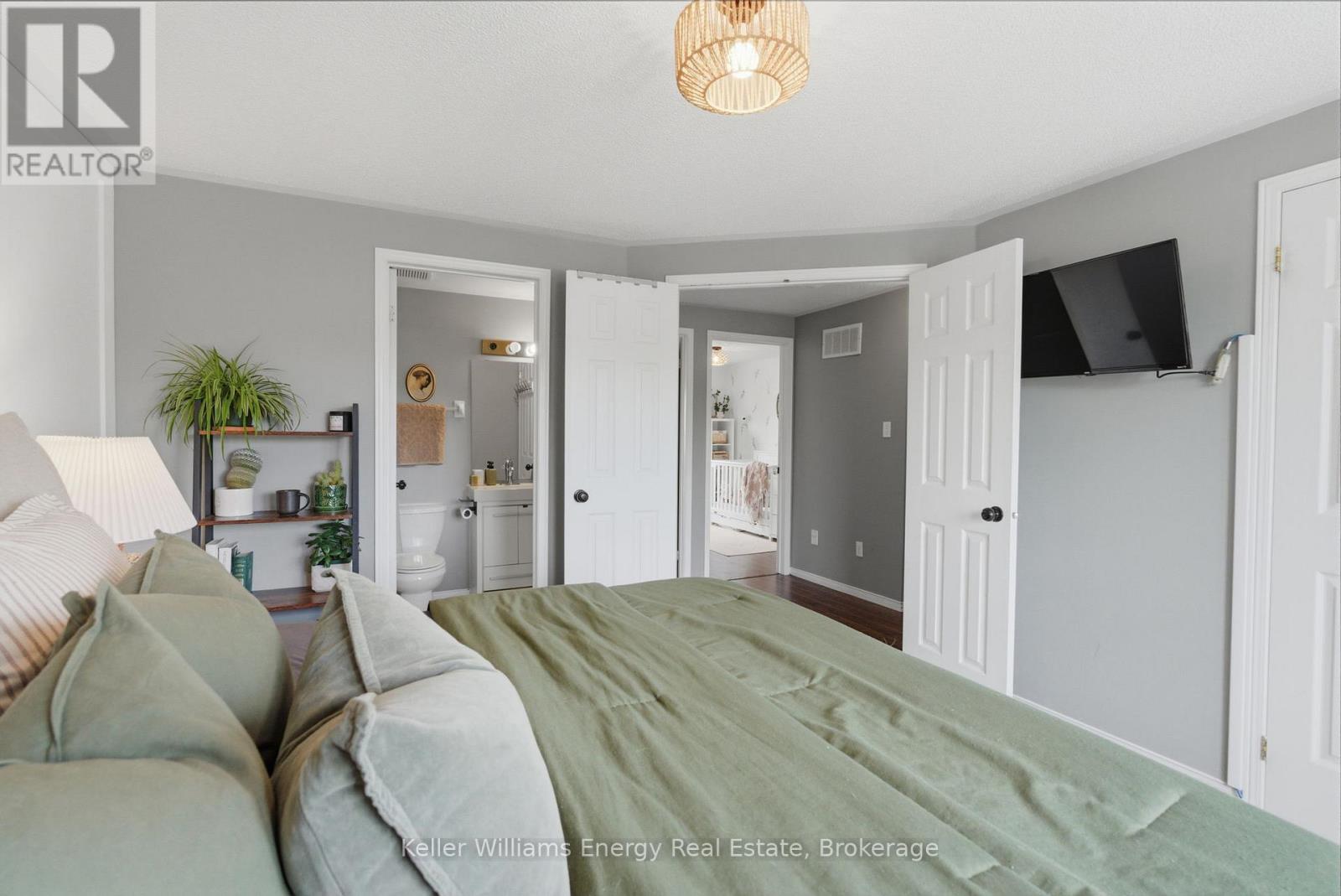 42 Cecil Found Crescent, Clarington, Ontario  L1E 2W1 - Photo 37 - E13232840