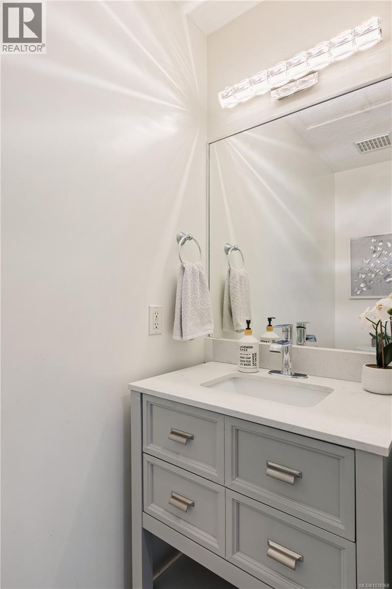 Lorem Ipsum Dol, Saanich, British Columbia  V8N  - Photo 16 - DEMO29845469