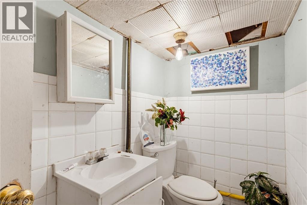 249 Wentworth Street N, Hamilton, Ontario  L8L 5V9 - Photo 22 - 40820866
