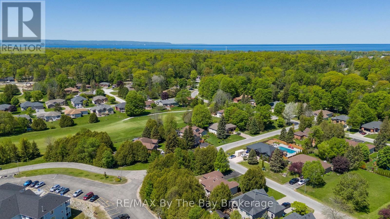 1 - 10 Mulligan Lane, Wasaga Beach, Ontario  L9Z 1C4 - Photo 4 - S13232766