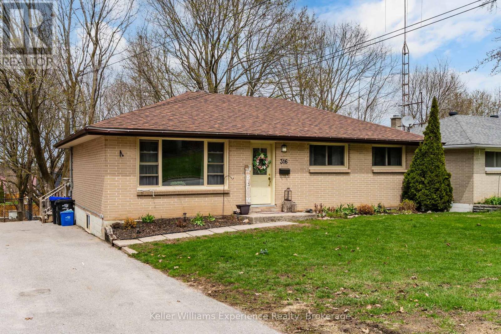 316 Hanly Street, Midland, Ontario  L4R 2N9 - Photo 1 - S13232832