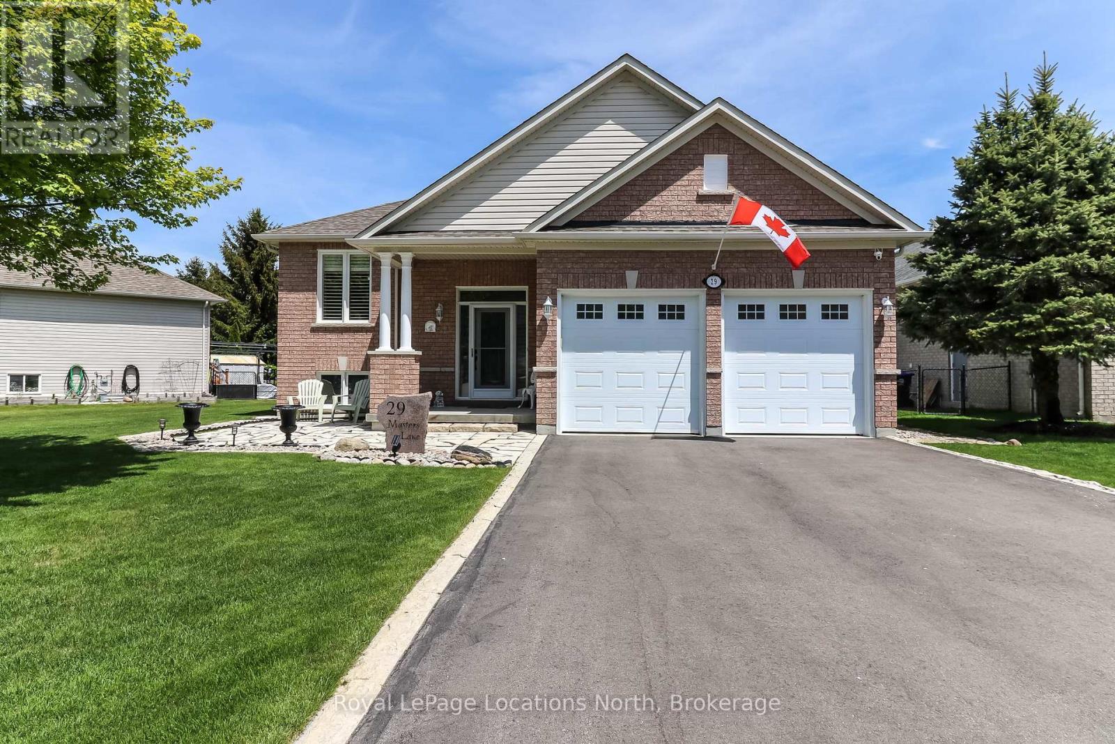 29 Masters Lane, Wasaga Beach, Ontario  L9Z 1S8 - Photo 1 - S13233066