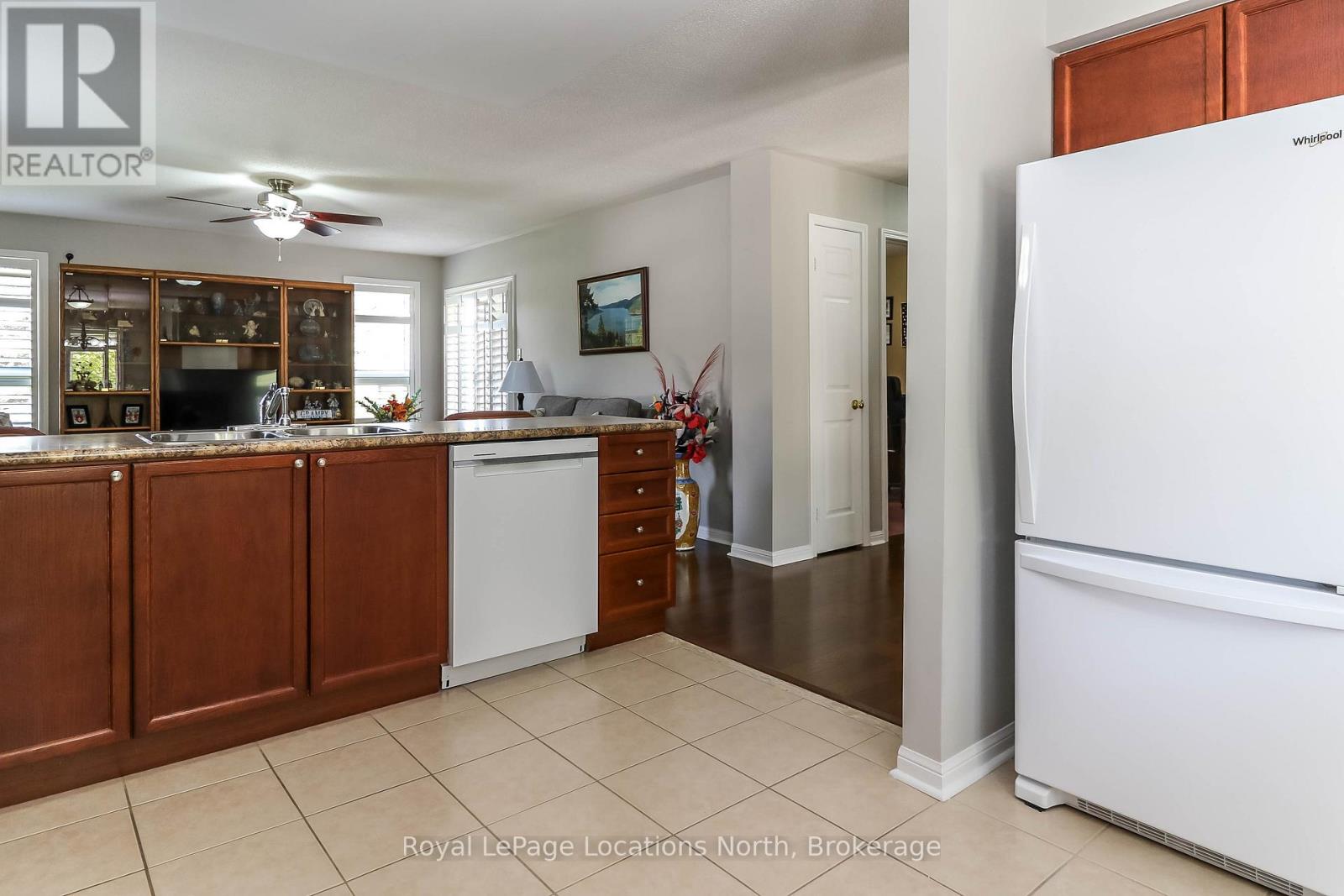 29 Masters Lane, Wasaga Beach, Ontario  L9Z 1S8 - Photo 16 - S13233066