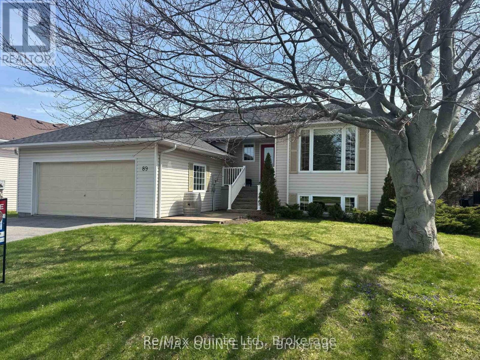 89 Westwind Crescent, Prince Edward County, Ontario  K0K 3L0 - Photo 2 - X13233000