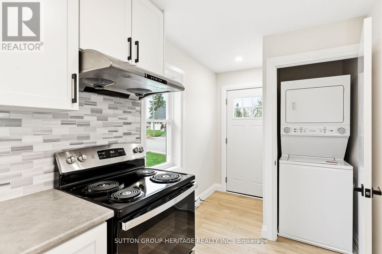 Upper - 164 Dixon Drive, Quinte West, Ontario  K8V 1X2 - Photo 13 - X13232562