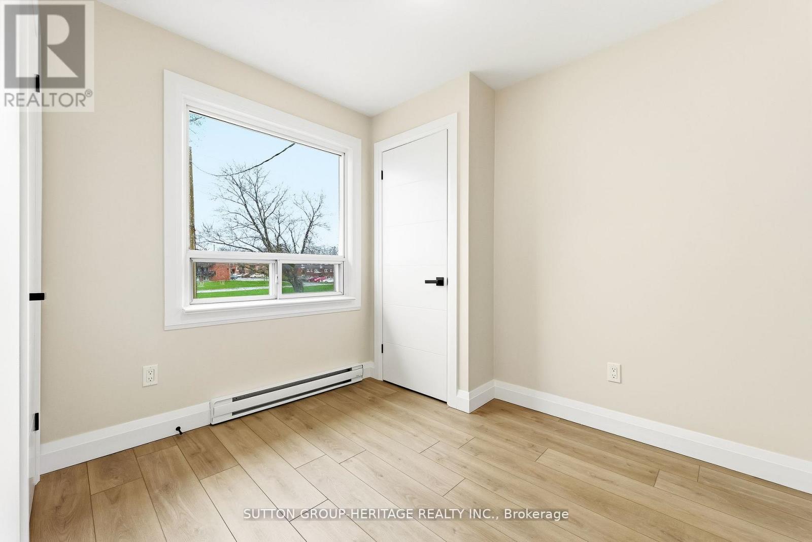 Upper - 164 Dixon Drive, Quinte West, Ontario  K8V 1X2 - Photo 18 - X13232562