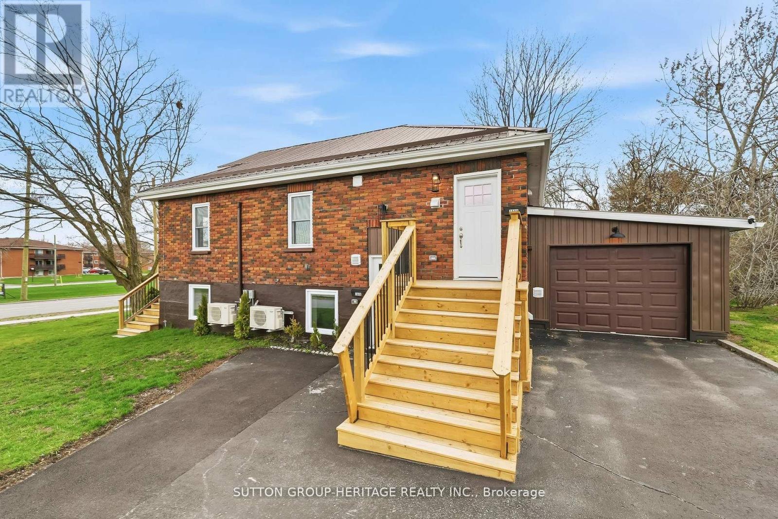 Upper - 164 Dixon Drive, Quinte West, Ontario  K8V 1X2 - Photo 19 - X13232562