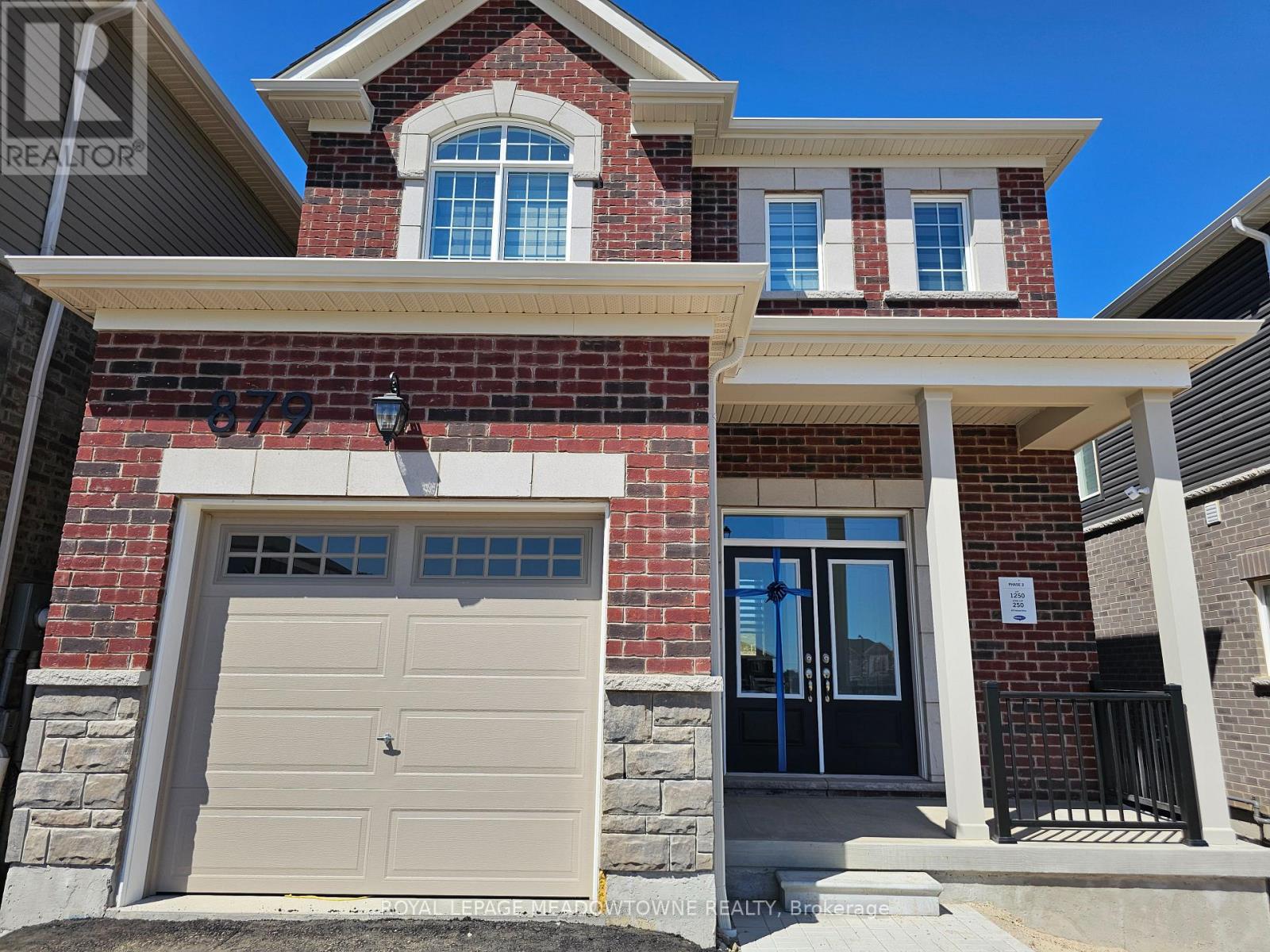 879 AMAND DRIVE, Kitchener, Ontario