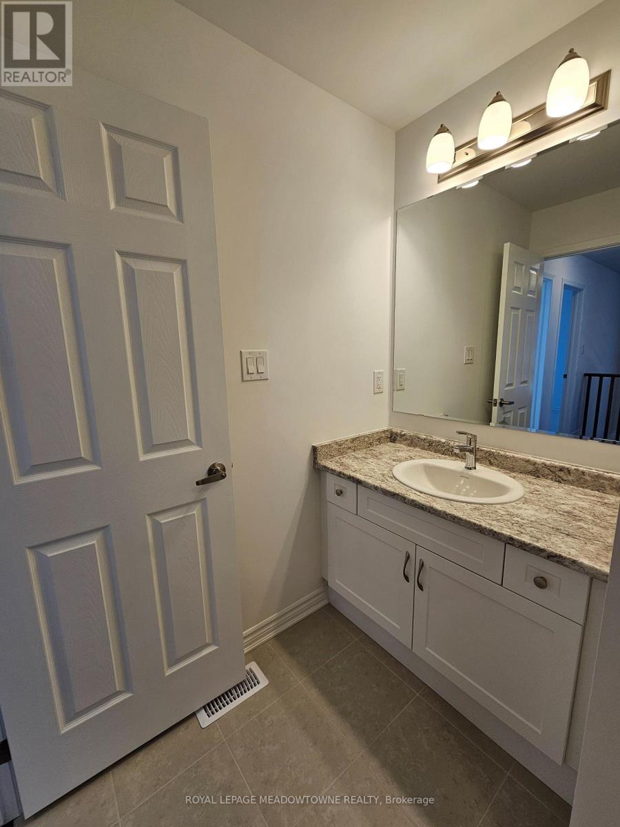 879 Amand Drive, Kitchener, Ontario  N2R 0V6 - Photo 19 - X13232586
