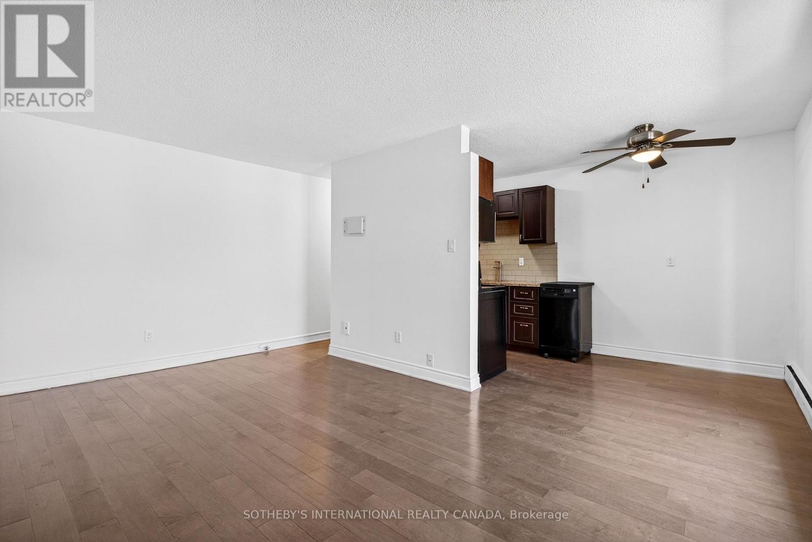 103 - 81 Charlton Avenue E, Hamilton, Ontario  L8N 1Y7 - Photo 3 - X13232684