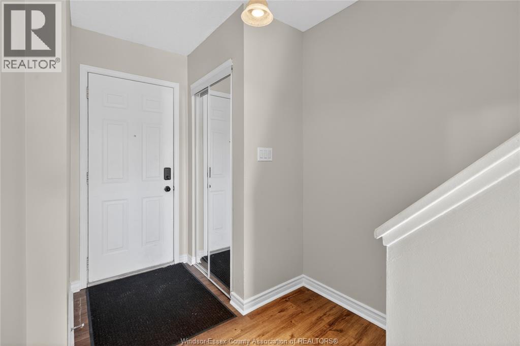6298 Thornberry Crescent, Windsor, Ontario  N8T 3A3 - Photo 5 - 26012944