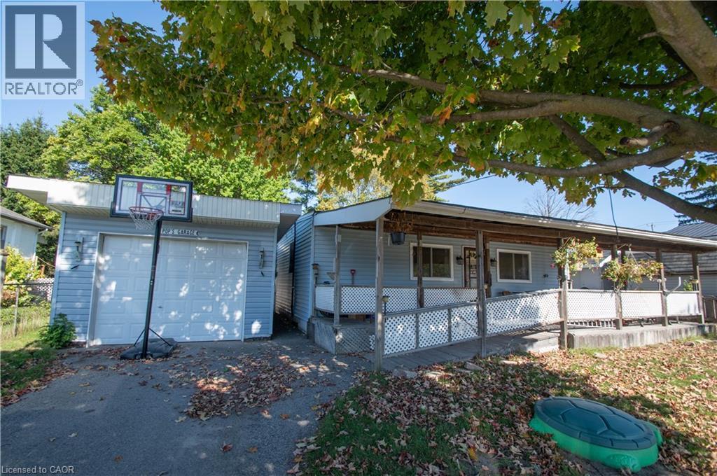 19 IMPERIAL Street, Delhi, Ontario