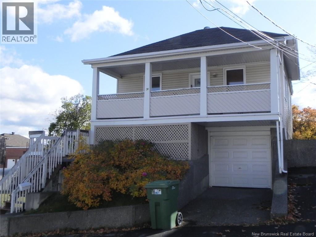 28 Lynott Street, Edmundston, New Brunswick  E3V 1S6 - Photo 1 - NB141019
