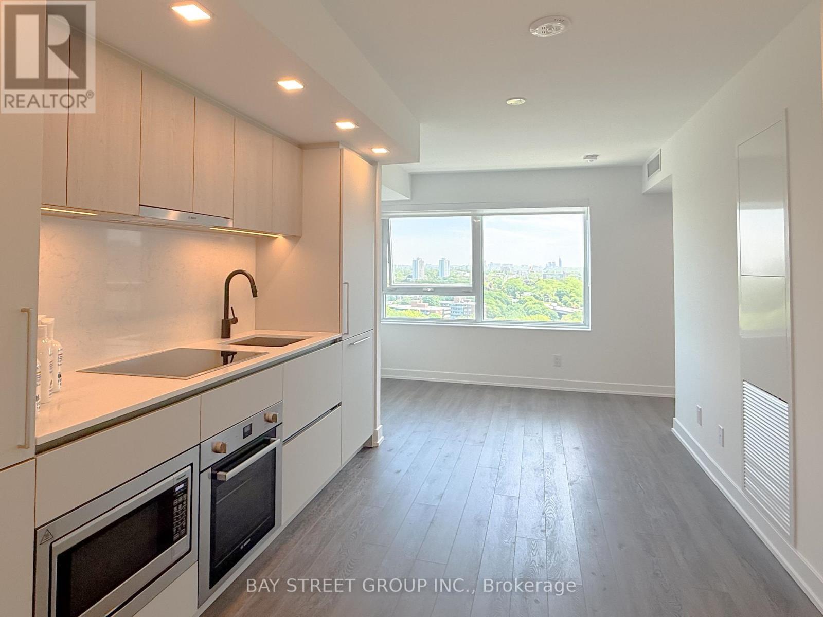 1409 - 609 SHERBOURNE STREET, Toronto, Ontario