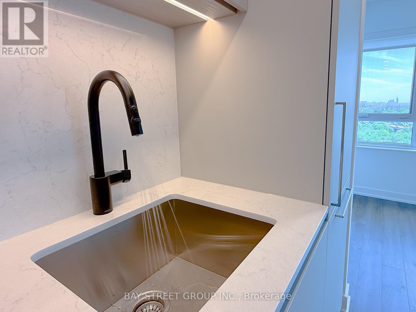1409 - 609 Sherbourne Street, Toronto, Ontario  M4X 0A4 - Photo 12 - C13232938
