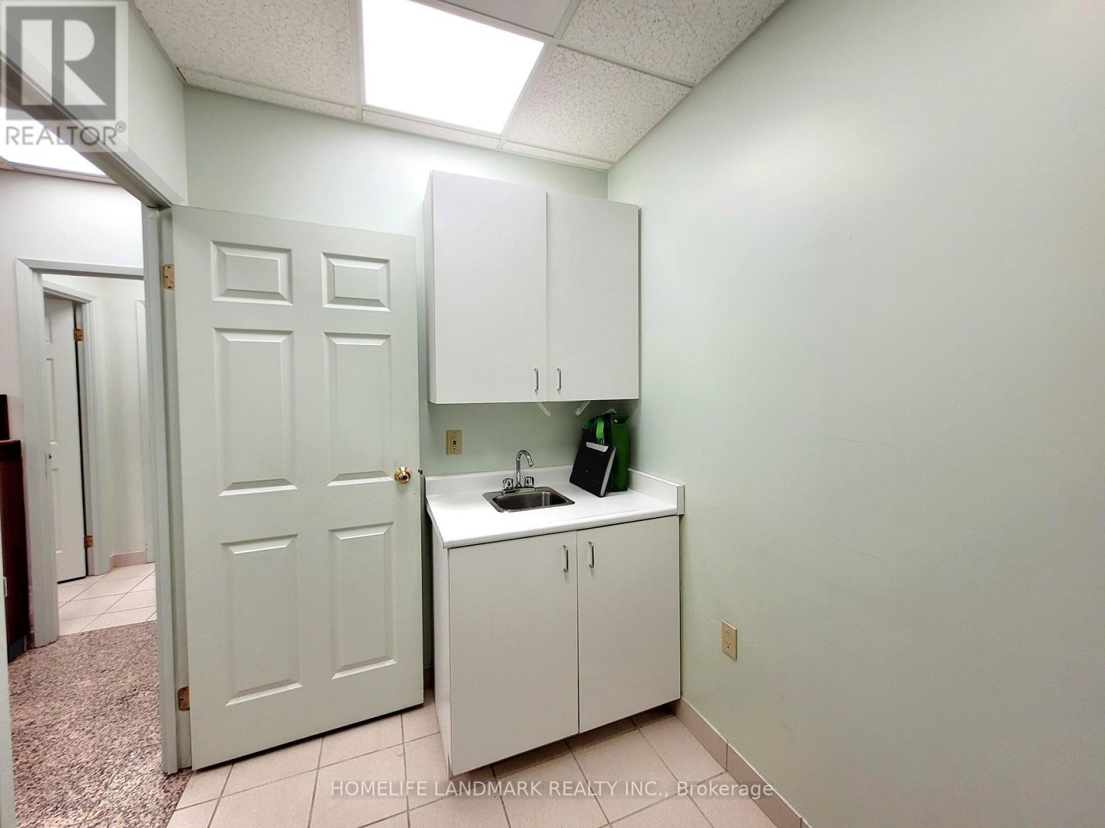 706 - 600 Sherbourne Street, Toronto, Ontario  M4X 1W4 - Photo 8 - C13232958