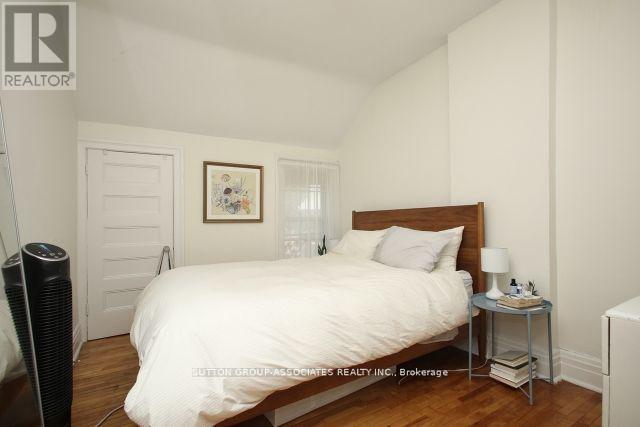 2nd Fl. - 738 Shaw Street, Toronto, Ontario  M6G 3L7 - Photo 10 - C13233016