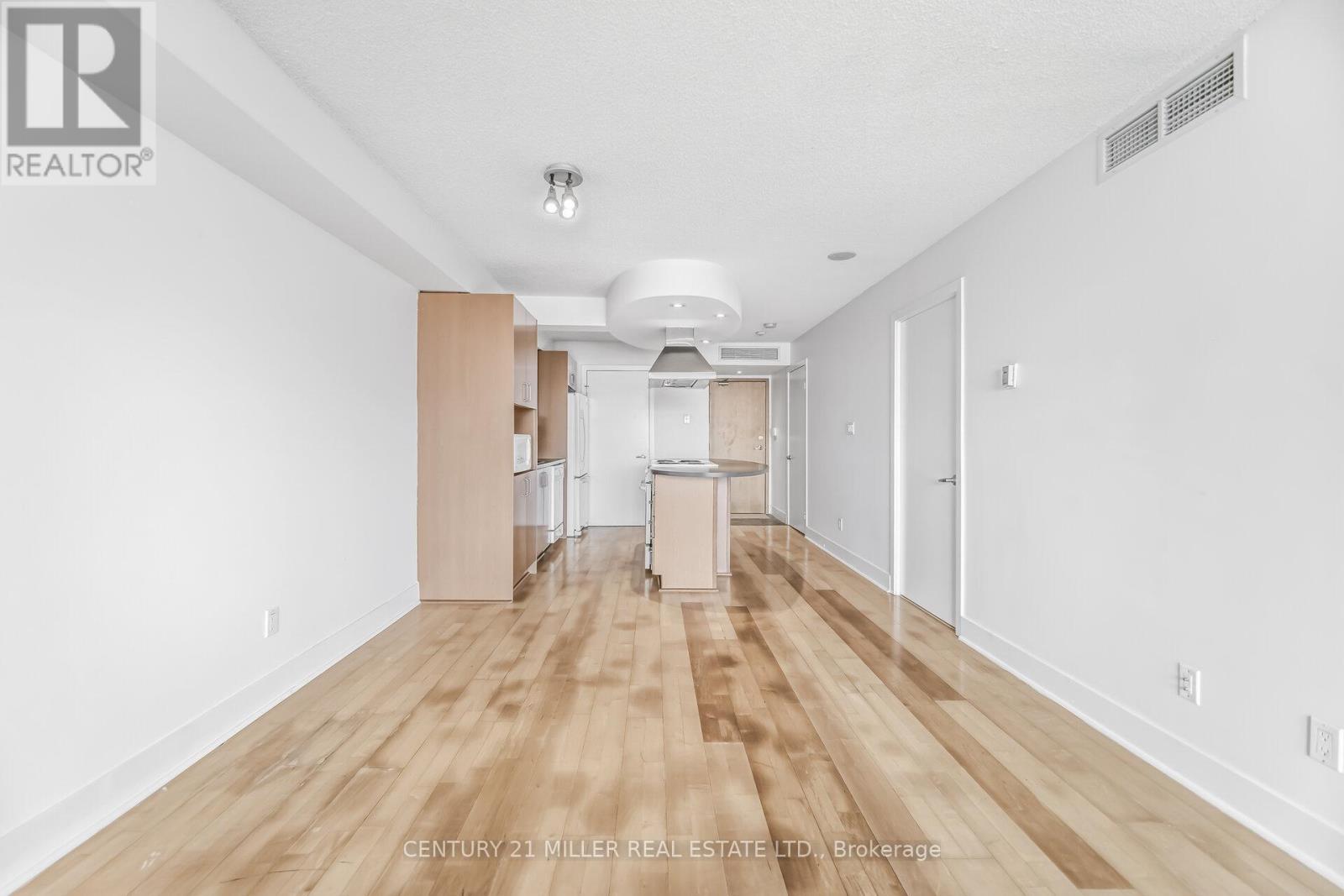 318 - 550 Queens Quay W, Toronto, Ontario  M5V 3M8 - Photo 10 - C13233054