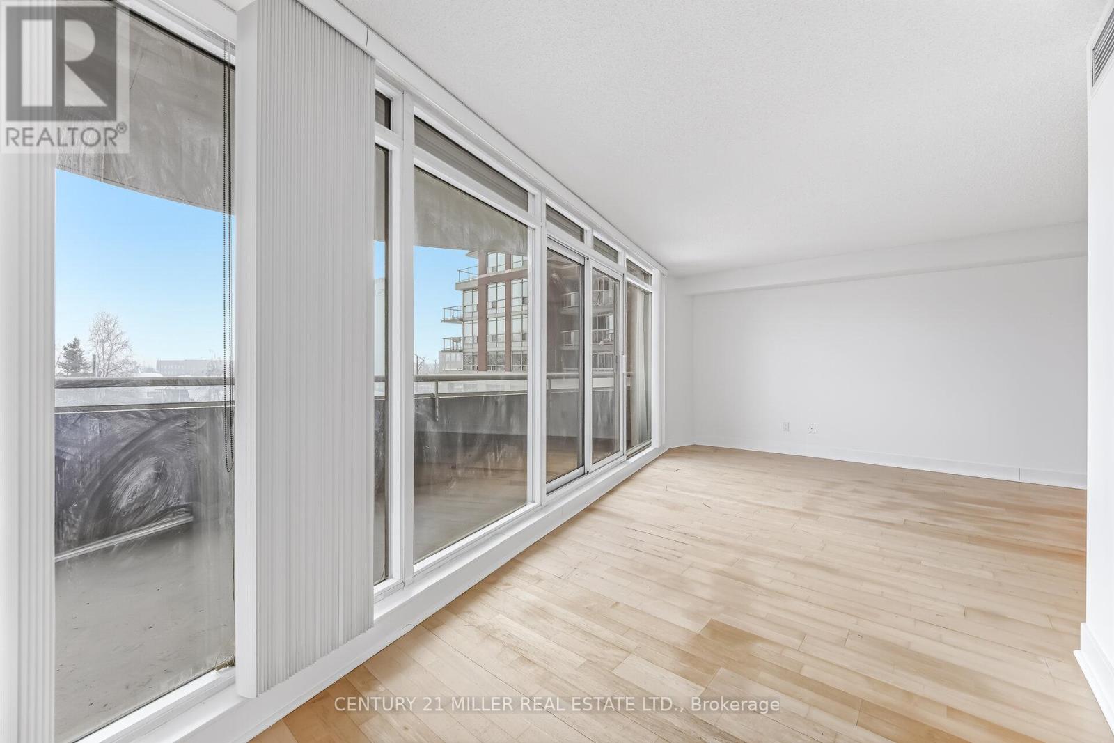 318 - 550 Queens Quay W, Toronto, Ontario  M5V 3M8 - Photo 13 - C13233054