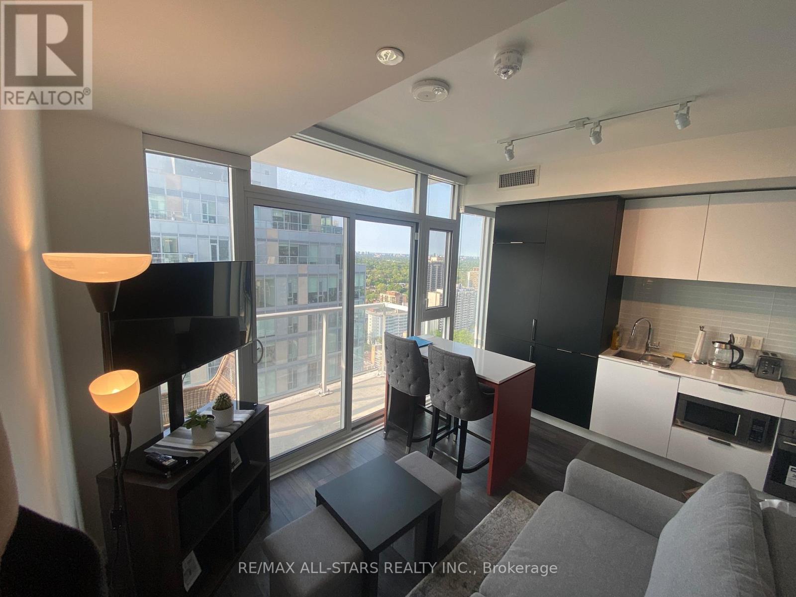 2302 - 33 Helendale Avenue, Toronto, Ontario  M4R 0A4 - Photo 13 - C13233056