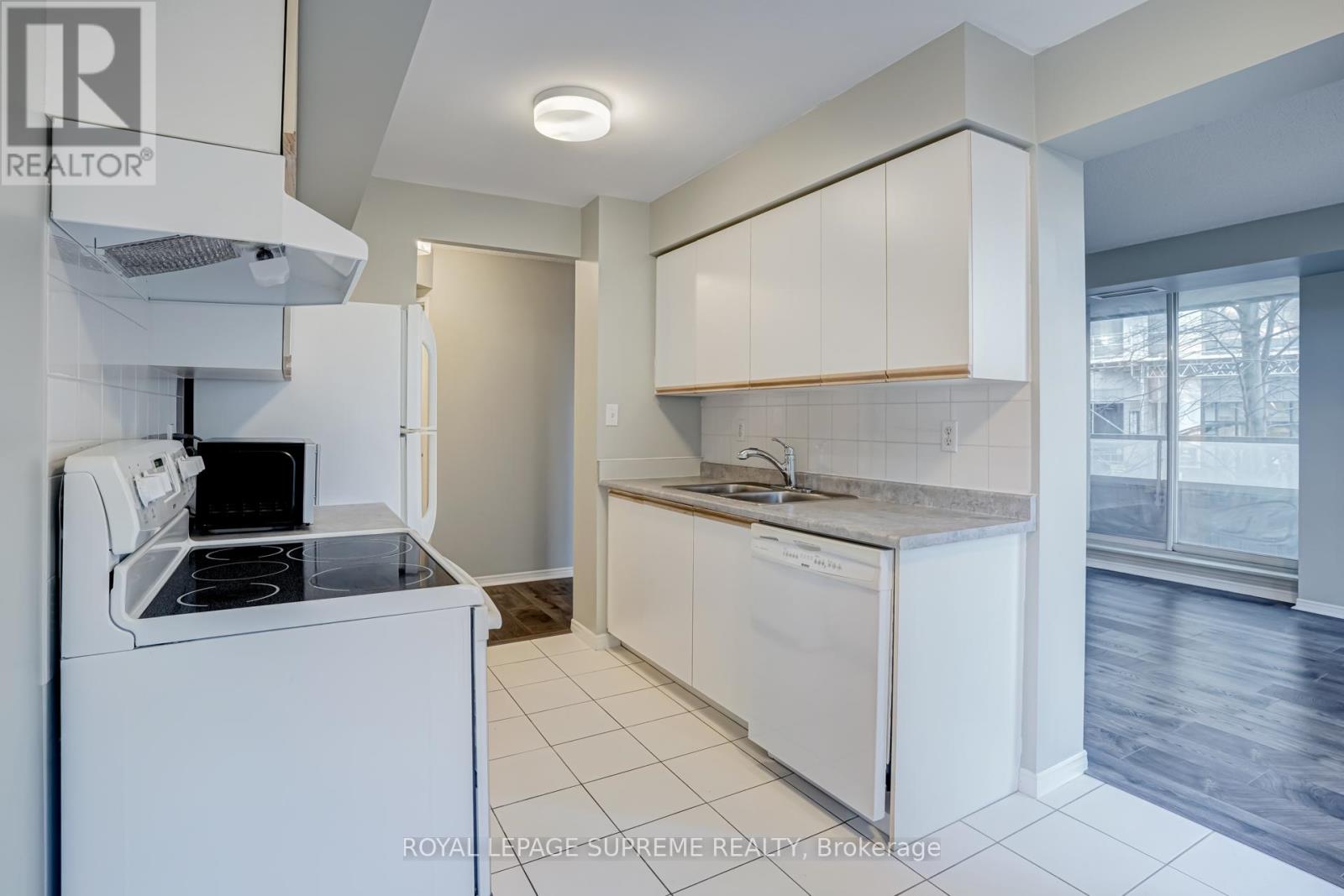 210 - 35 Empress Avenue, Toronto, Ontario  M2N 6T3 - Photo 11 - C13233070