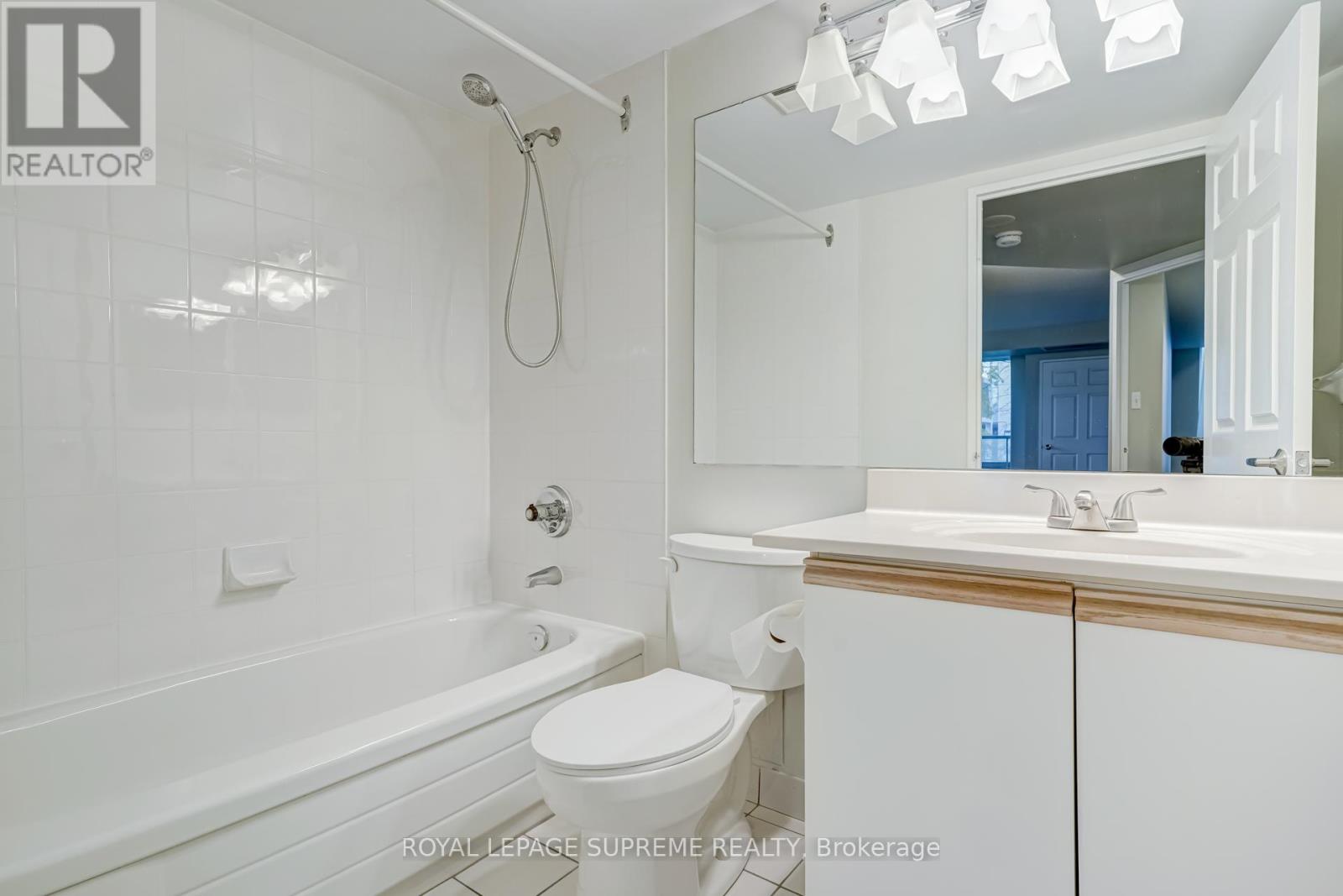 210 - 35 Empress Avenue, Toronto, Ontario  M2N 6T3 - Photo 23 - C13233070
