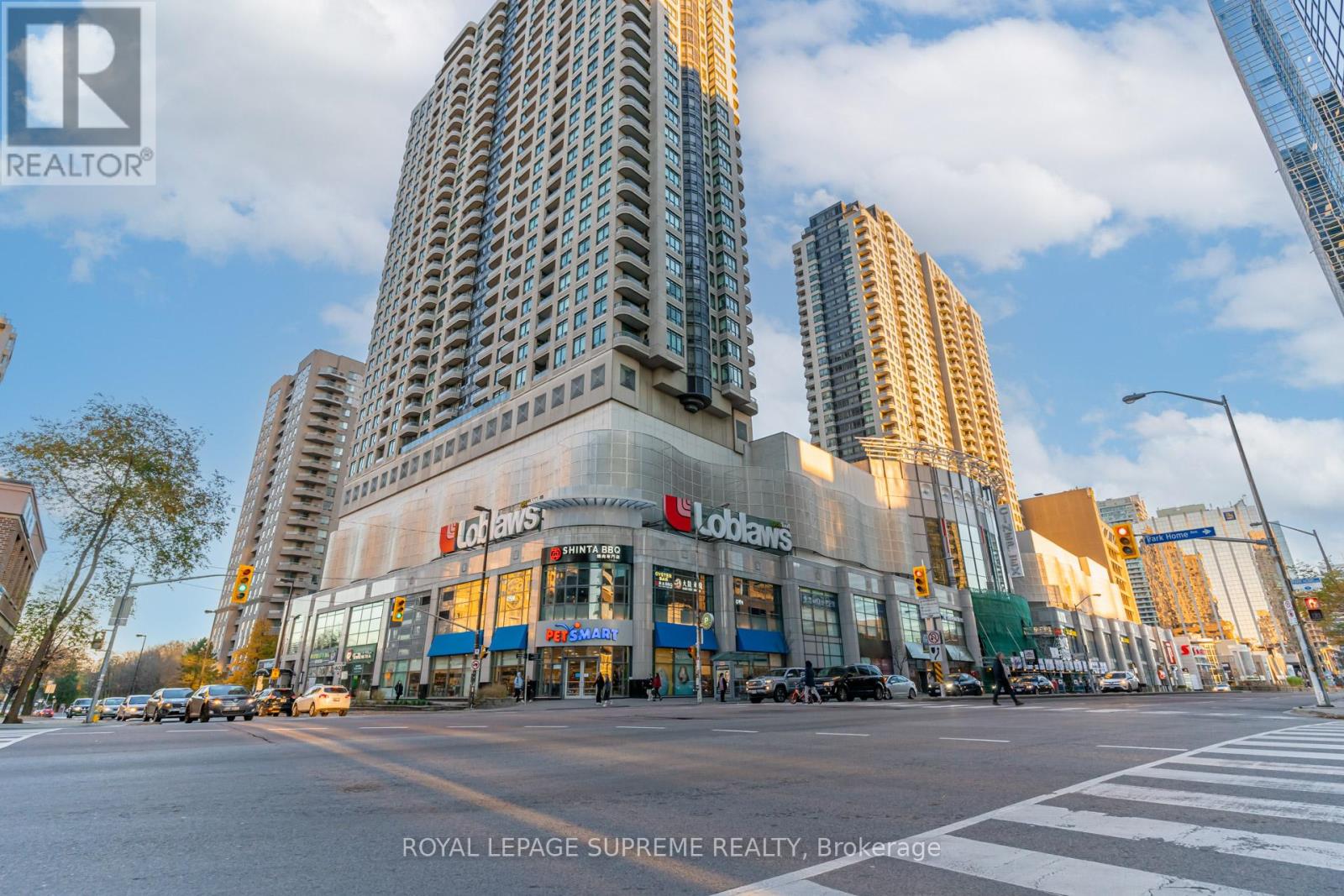 210 - 35 Empress Avenue, Toronto, Ontario  M2N 6T3 - Photo 3 - C13233070