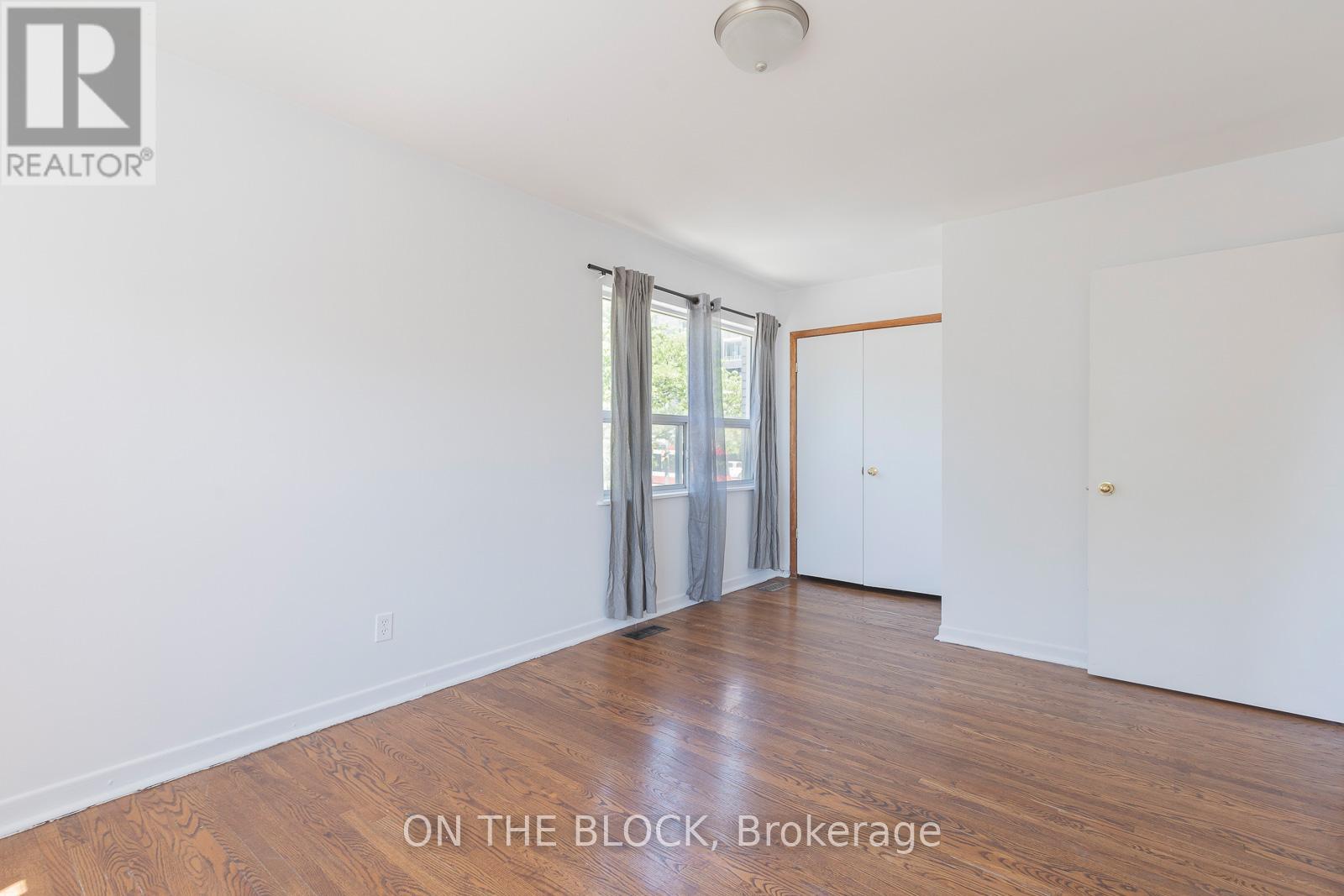 2 - 883 St Clair Avenue W, Toronto, Ontario  M6C 1C4 - Photo 14 - C13233076