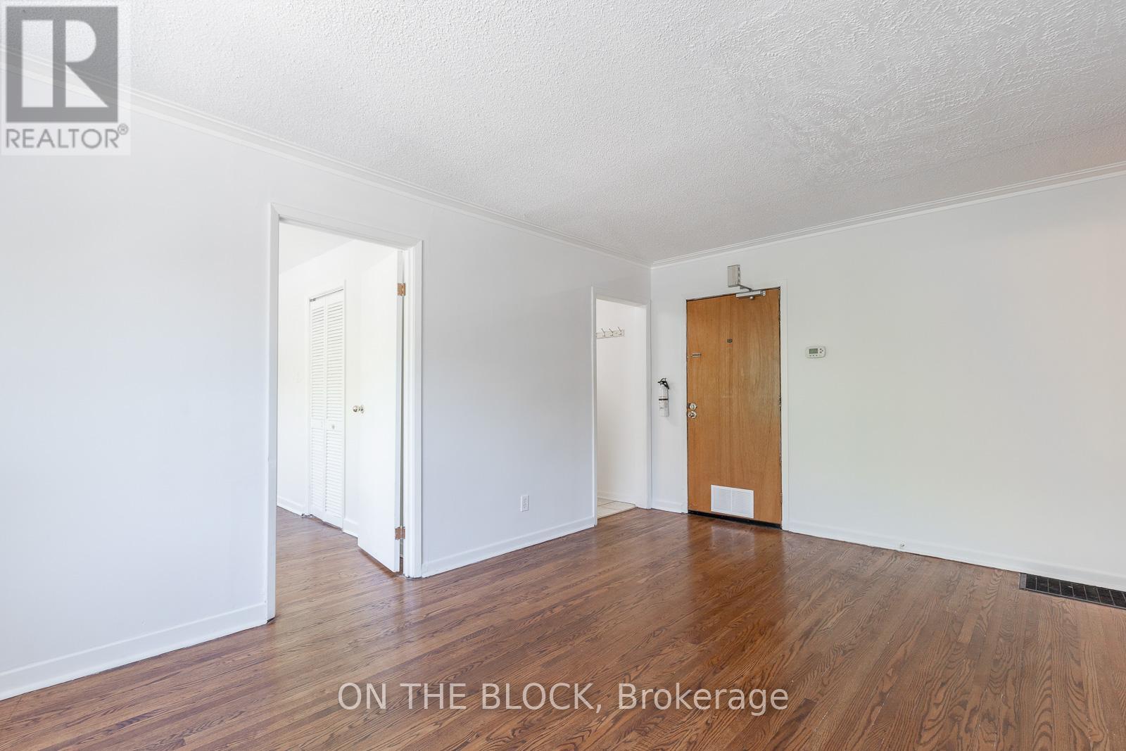 2 - 883 St Clair Avenue W, Toronto, Ontario  M6C 1C4 - Photo 2 - C13233076
