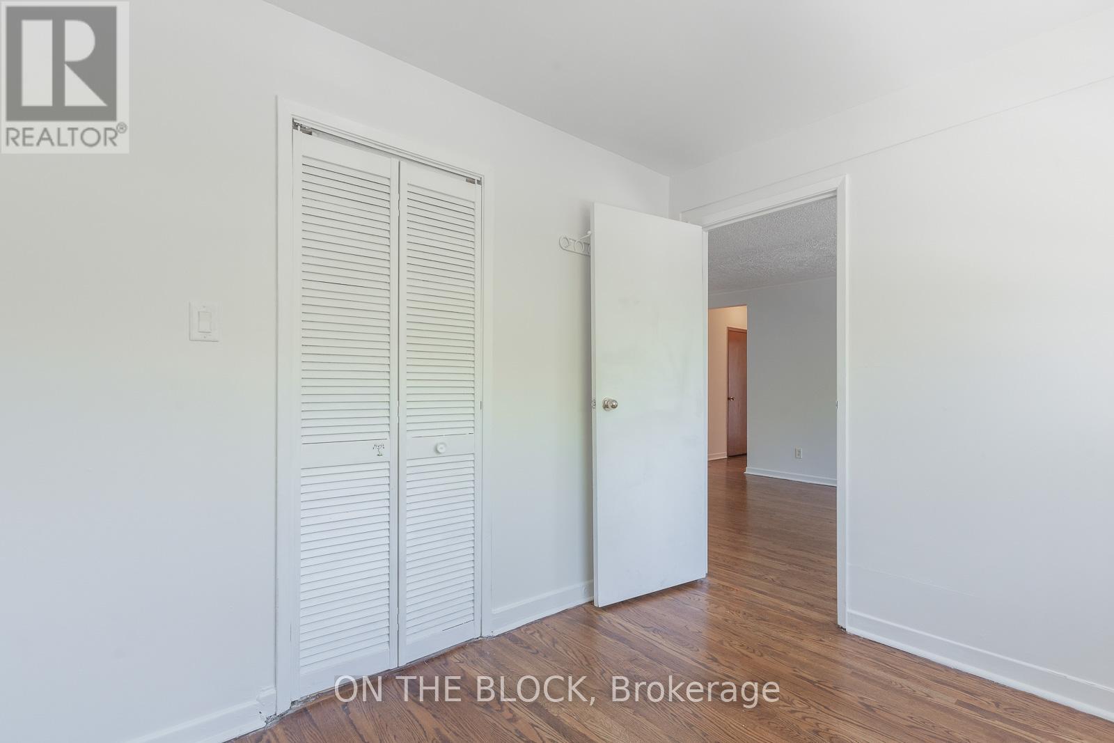 2 - 883 St Clair Avenue W, Toronto, Ontario  M6C 1C4 - Photo 6 - C13233076