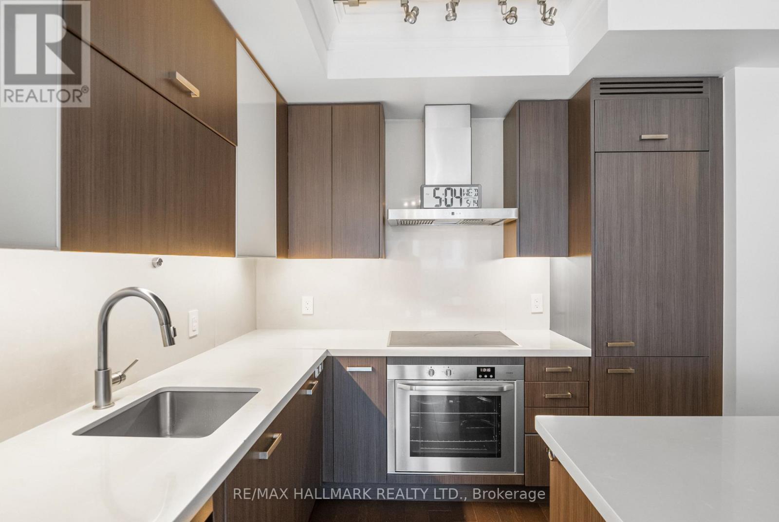 1105 - 560 Front Street W, Toronto, Ontario  M5V 1C1 - Photo 14 - C13233108